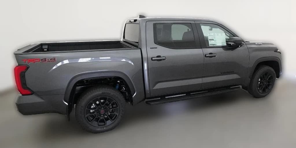 Toyota Tundra 4WD Platinum Hybrid CrewMax 5.5' Bed (Natl) 2026 — side view