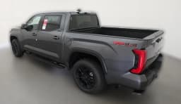 Toyota Tundra 4WD Platinum Hybrid CrewMax 5.5' Bed (Natl) 2026 — side view