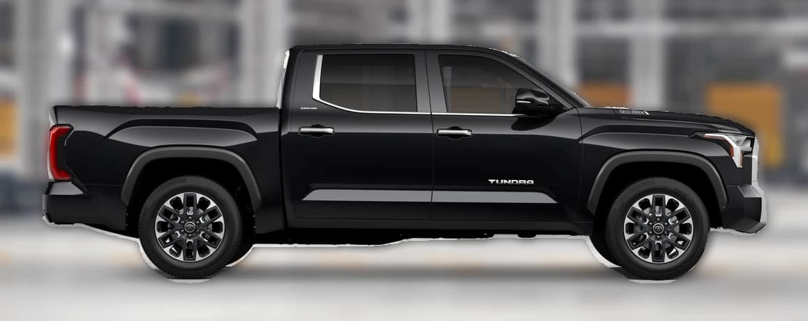 Toyota Tundra 4WD Limited Hybrid CrewMax 5.5' Bed (Natl) 2026 — side view