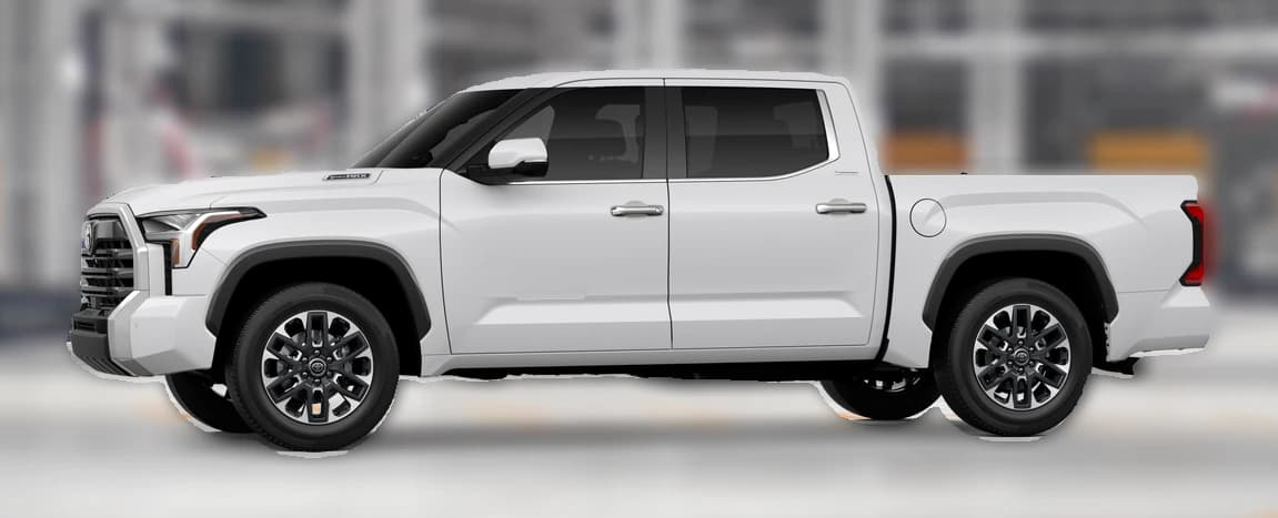 Toyota Tundra 4WD Limited Hybrid CrewMax 5.5' Bed (Natl) 2026 — side view