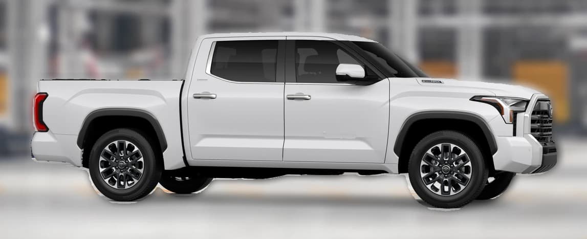 Toyota Tundra 4WD Limited Hybrid CrewMax 5.5' Bed (Natl) 2026 — side view