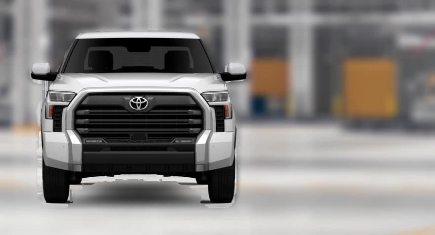Toyota Tundra 4WD Limited Hybrid CrewMax 5.5' Bed (Natl) 2026 — side view