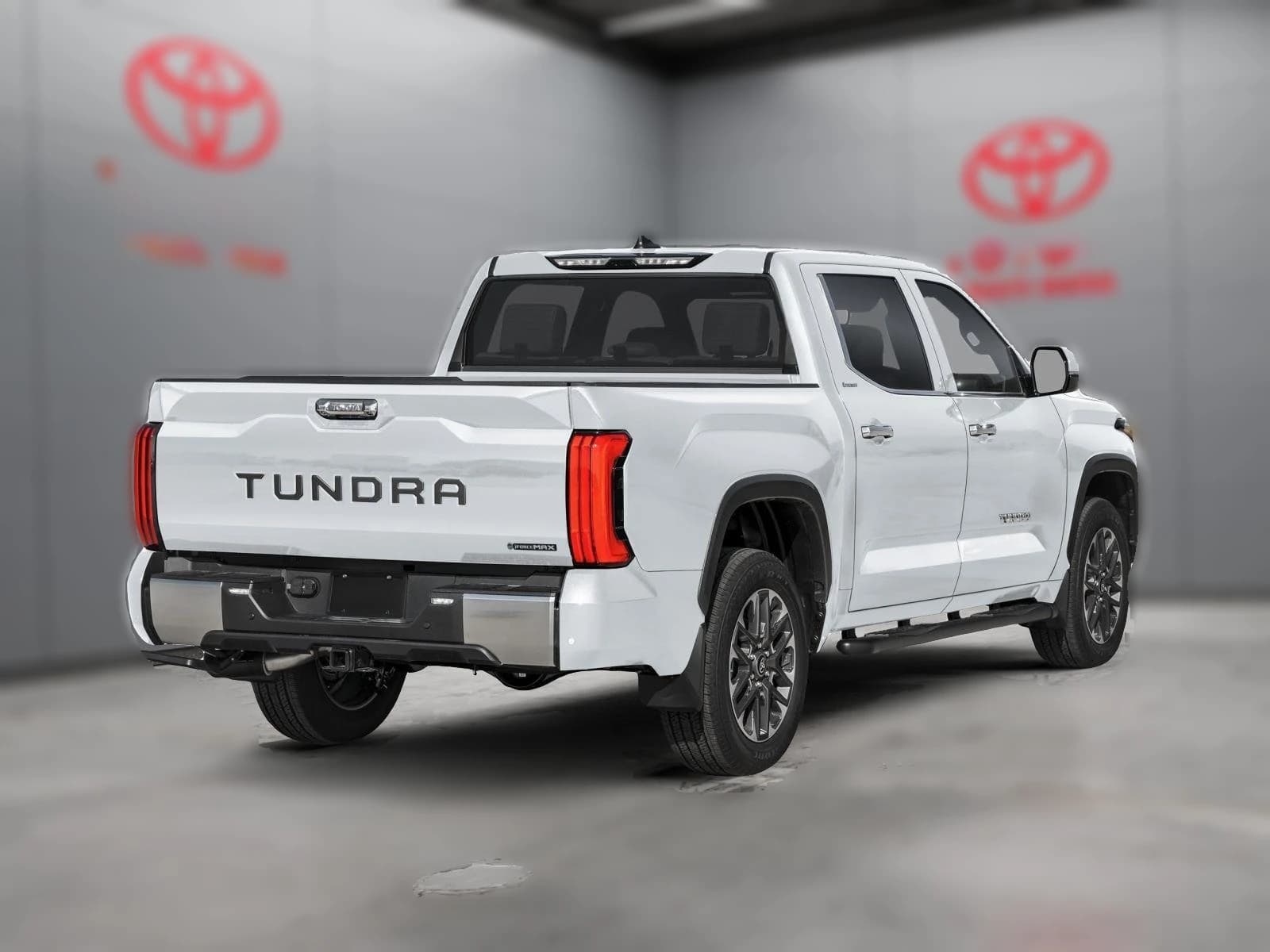 Toyota Tundra 4WD Limited Hybrid CrewMax 5.5' Bed (Natl) 2026 — side view