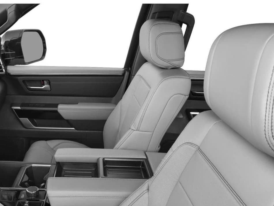 Toyota Tundra 4WD Limited Hybrid CrewMax 5.5' Bed (Natl) 2026 — side view