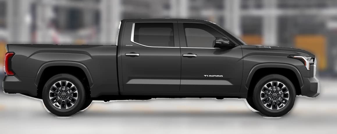 Toyota Tundra 4WD Limited Hybrid CrewMax 6.5' Bed (Natl) 2026 — side view