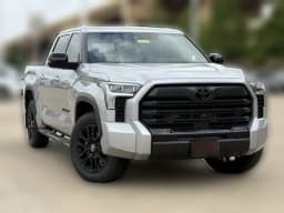 Toyota Tundra 2WD Limited CrewMax 5.5' Bed (Natl) 2026 — side view