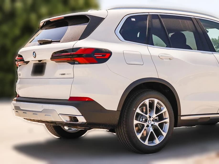 BMW X5 sDrive40i Sports Activity Vehicle 2026 — side view