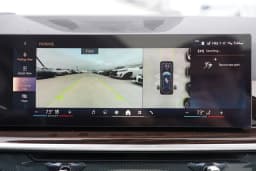 BMW X7 xDrive40i Sports Activity Vehicle 2027 — side view