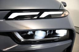 BMW X7 xDrive40i Sports Activity Vehicle 2027 — side view