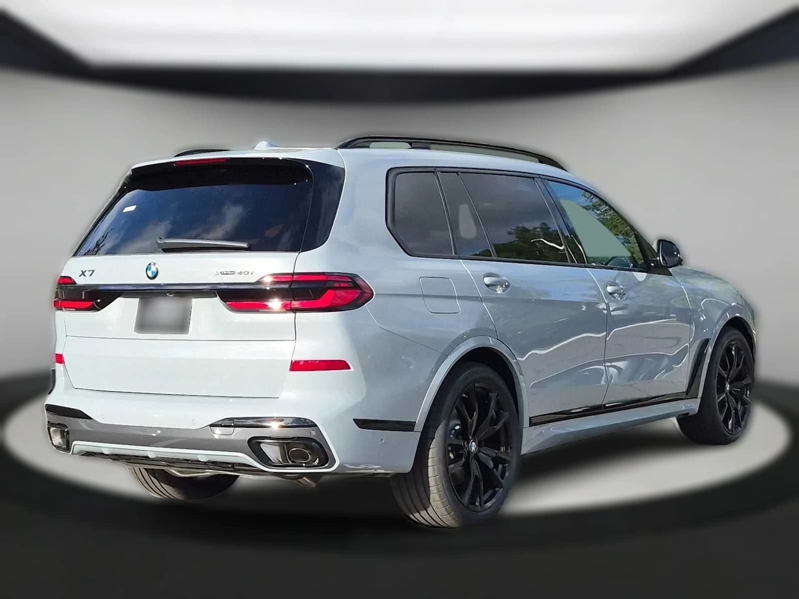 BMW X7 xDrive40i Sports Activity Vehicle 2027 — side view