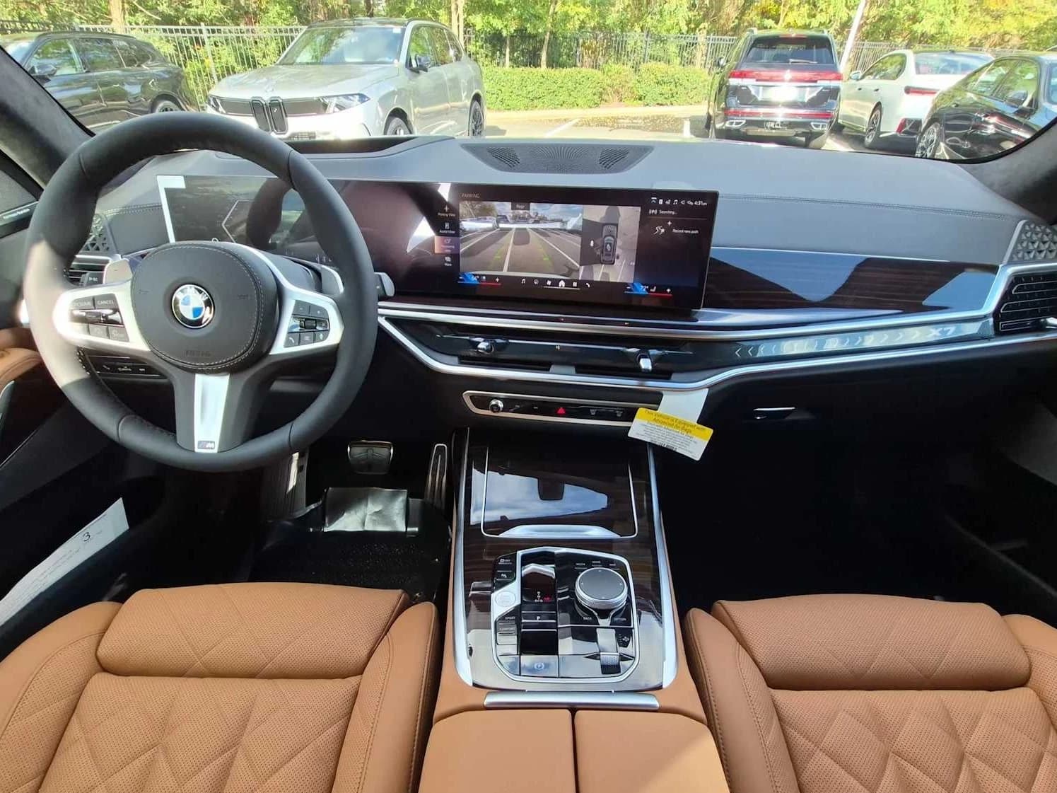 BMW X7 xDrive40i Sports Activity Vehicle 2027 — side view