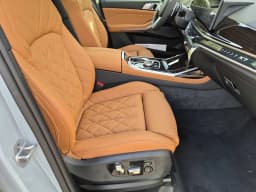 BMW X7 xDrive40i Sports Activity Vehicle 2027 — side view