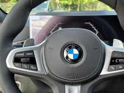 BMW X7 xDrive40i Sports Activity Vehicle 2027 — side view