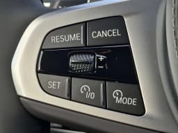 BMW X7 xDrive40i Sports Activity Vehicle 2027 — side view