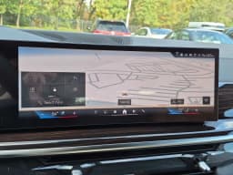 BMW X7 xDrive40i Sports Activity Vehicle 2027 — side view
