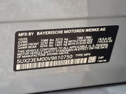 BMW X7 xDrive40i Sports Activity Vehicle 2027 — side view