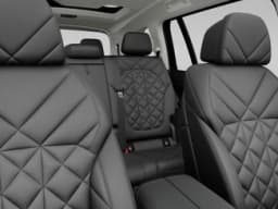 BMW X7 xDrive40i Sports Activity Vehicle 2027 — side view