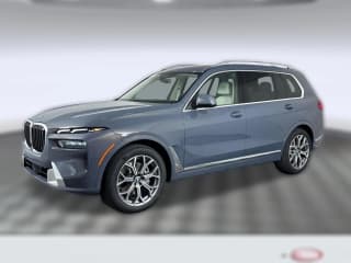 BMW X7 xDrive40i Sports Activity Vehicle
