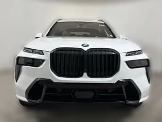 BMW X7 xDrive40i Sports Activity Vehicle
