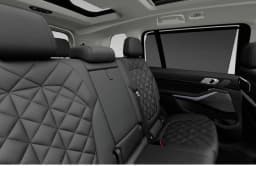 BMW X7 xDrive40i Sports Activity Vehicle 2027 — side view