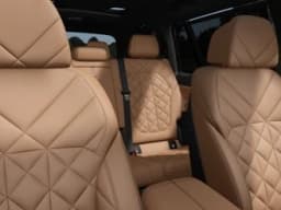 BMW X7 xDrive40i Sports Activity Vehicle 2027 — side view