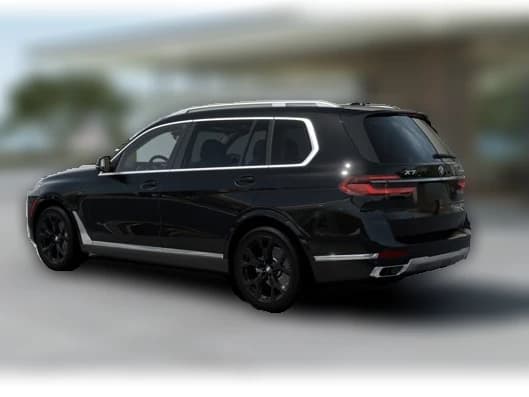 BMW X7 xDrive40i Sports Activity Vehicle 2027 — side view