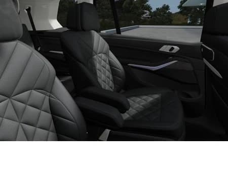 BMW X7 xDrive40i Sports Activity Vehicle 2027 — side view