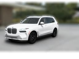 BMW X7 xDrive40i Sports Activity Vehicle 2027 — side view