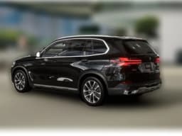 BMW X5 xDrive40i Sports Activity Vehicle 2026 — side view