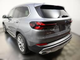 BMW X5 xDrive40i Sports Activity Vehicle 2026 — side view