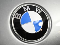 BMW X5 xDrive40i Sports Activity Vehicle 2026 — side view