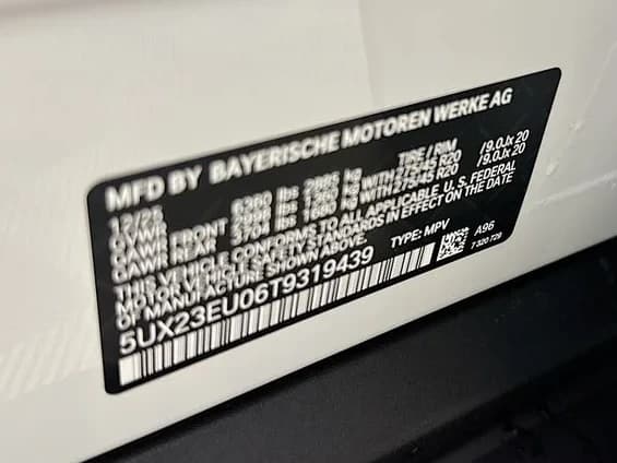 BMW X5 xDrive40i Sports Activity Vehicle 2026 — side view