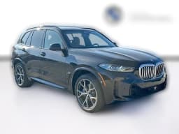 BMW X5 xDrive40i Sports Activity Vehicle 2026 — side view