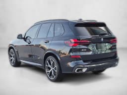 BMW X5 xDrive40i Sports Activity Vehicle 2026 — side view