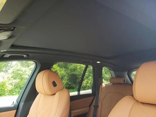 BMW X5 xDrive40i Sports Activity Vehicle 2026 — side view