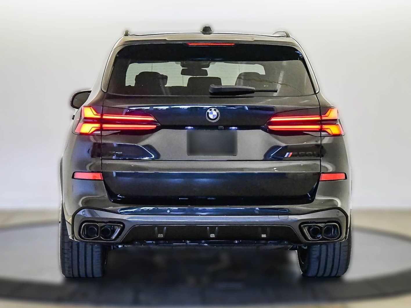 BMW X5 M60i Sports Activity Vehicle 2026 — side view