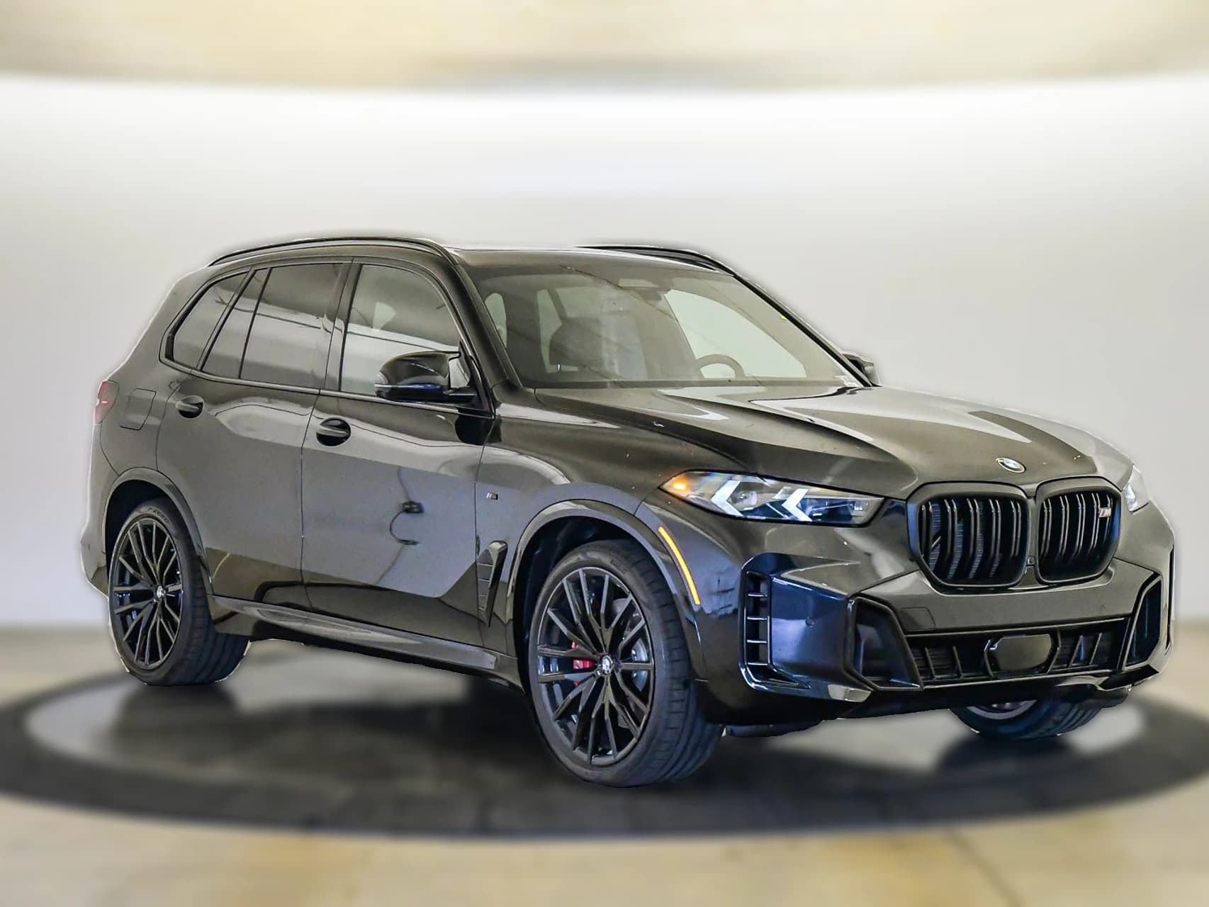 BMW X5 M60i Sports Activity Vehicle 2026 — side view