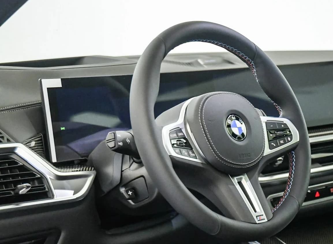 BMW X5 M60i Sports Activity Vehicle 2026 — side view