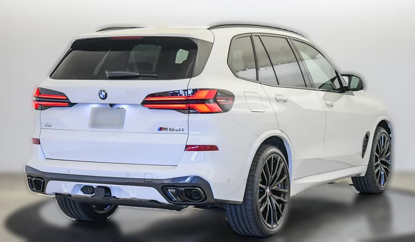BMW X5 M60i Sports Activity Vehicle 2026 — side view