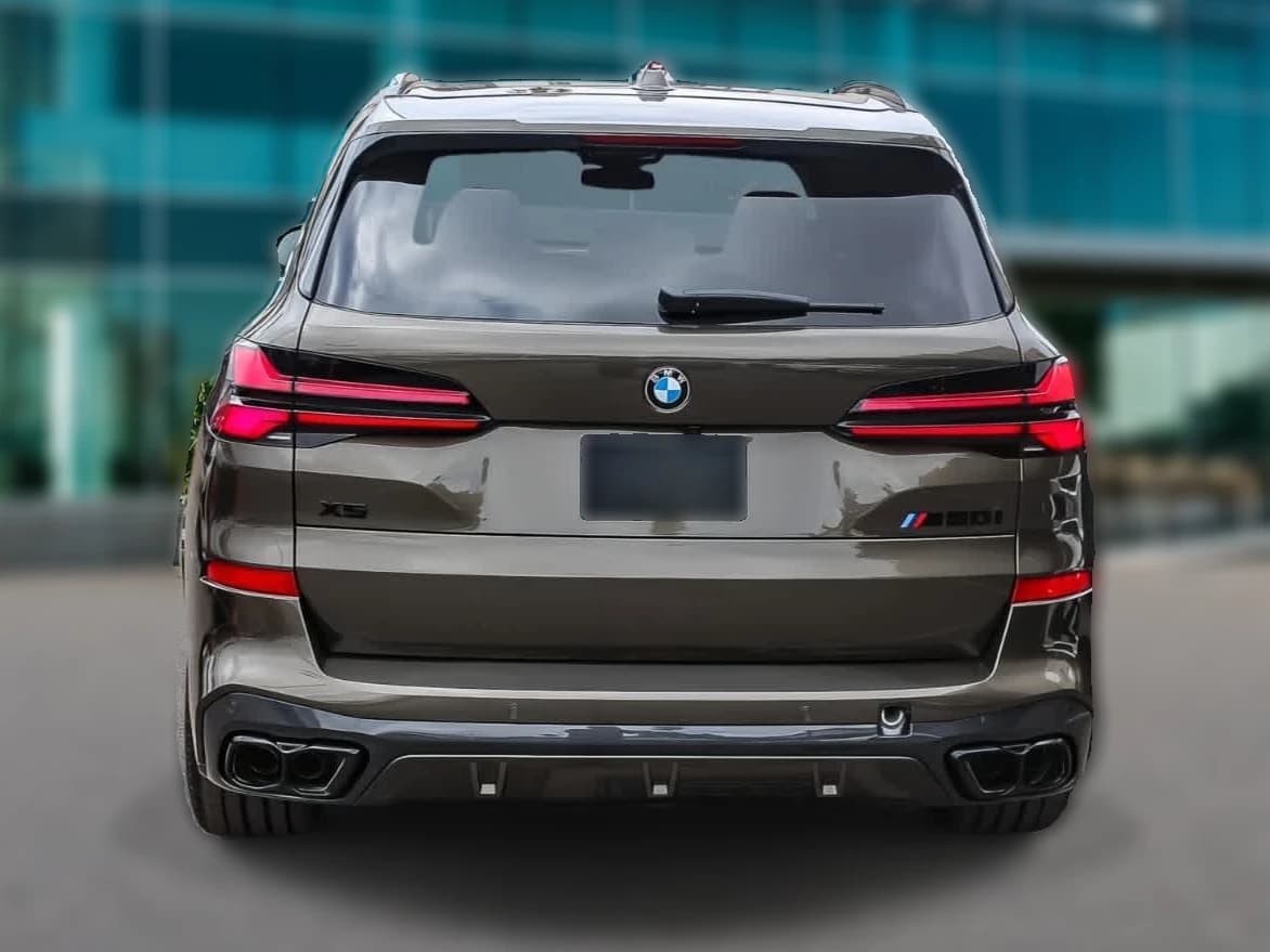 BMW X5 M60i Sports Activity Vehicle 2026 — side view