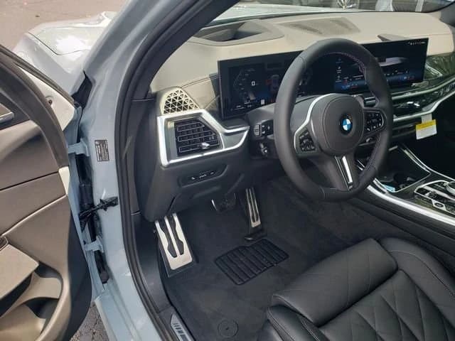 BMW X5 M60i Sports Activity Vehicle 2026 — side view