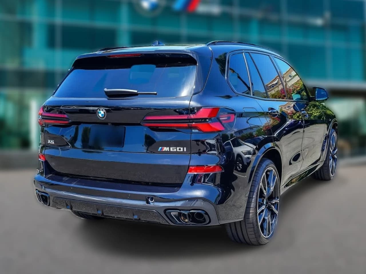 BMW X5 M60i Sports Activity Vehicle 2026 — side view