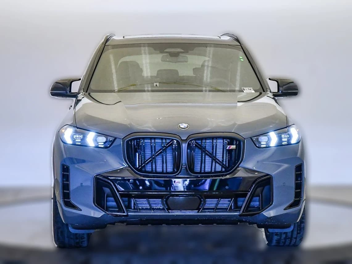 BMW X5 M60i Sports Activity Vehicle 2026 — side view