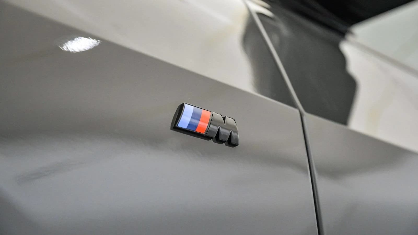 BMW X5 M60i Sports Activity Vehicle 2026 — side view