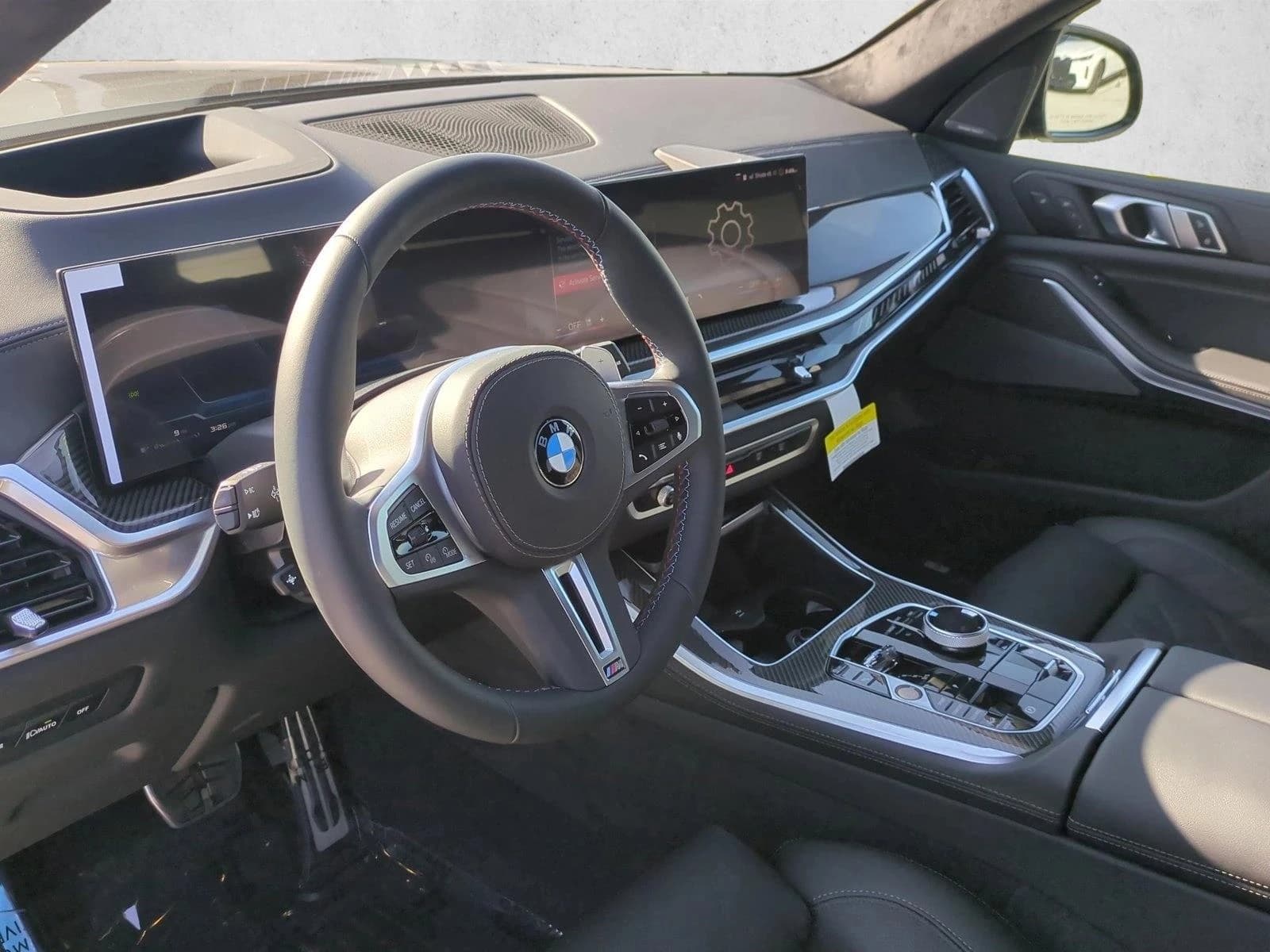 BMW X5 M60i Sports Activity Vehicle 2026 — side view