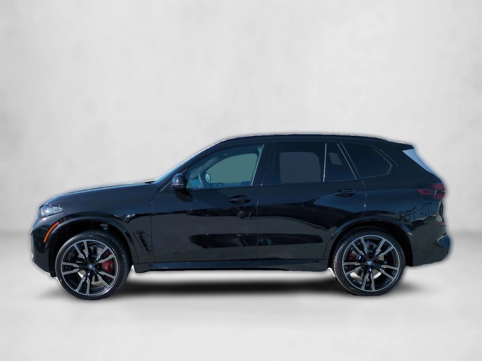 BMW X5 M60i Sports Activity Vehicle 2026 — side view