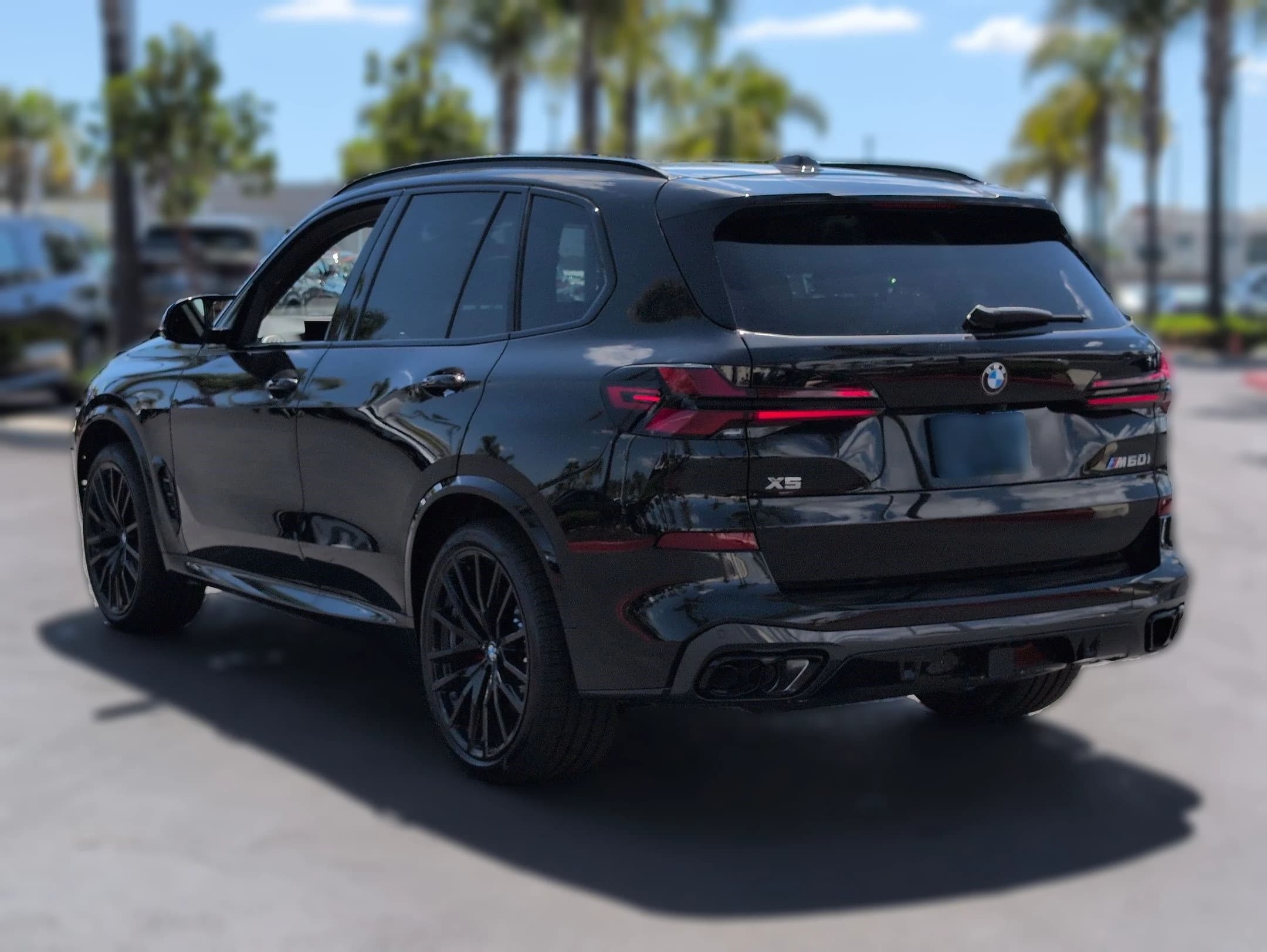 BMW X5 M60i Sports Activity Vehicle 2026 — side view