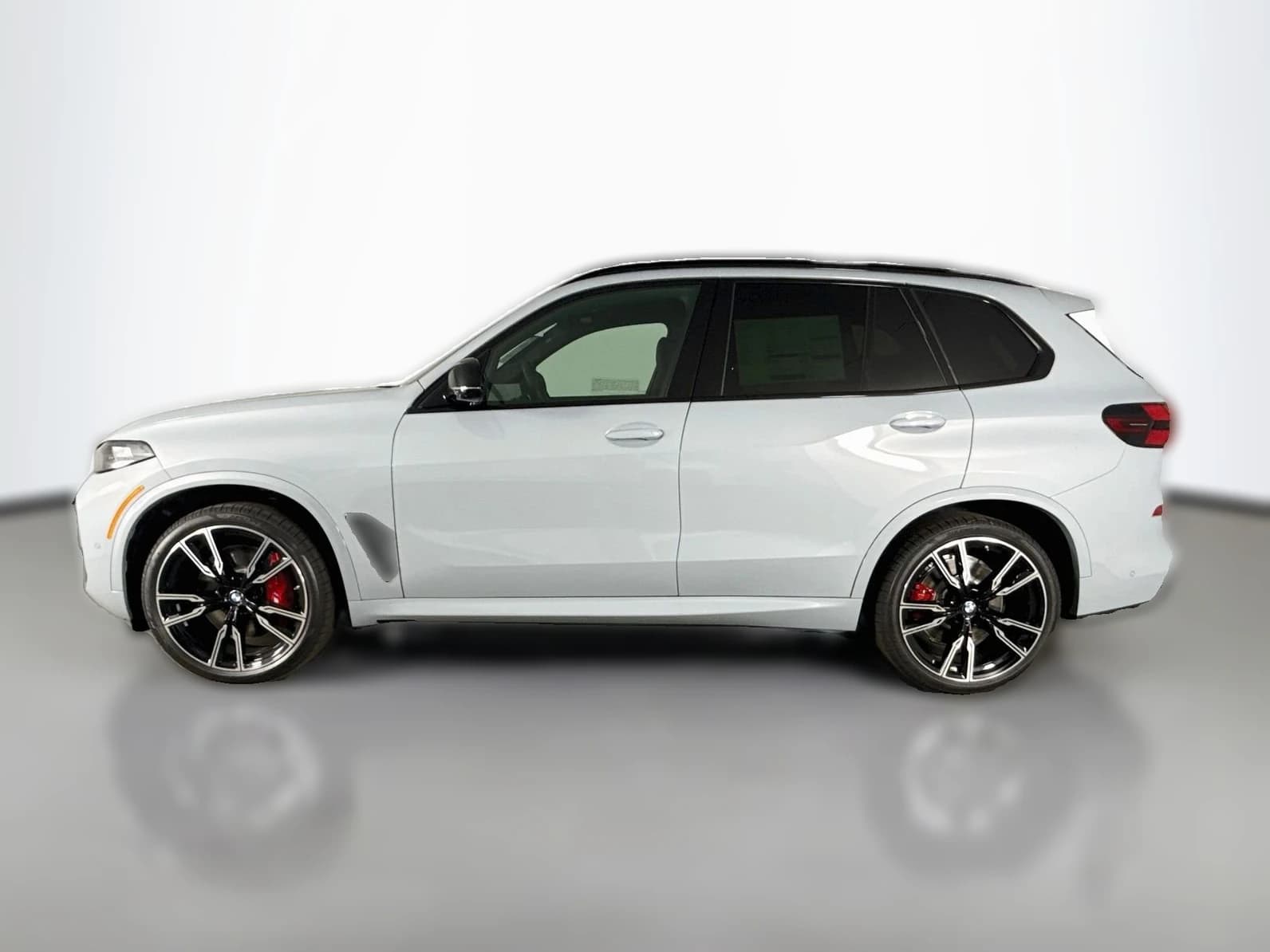 BMW X5 M60i Sports Activity Vehicle 2026 — side view