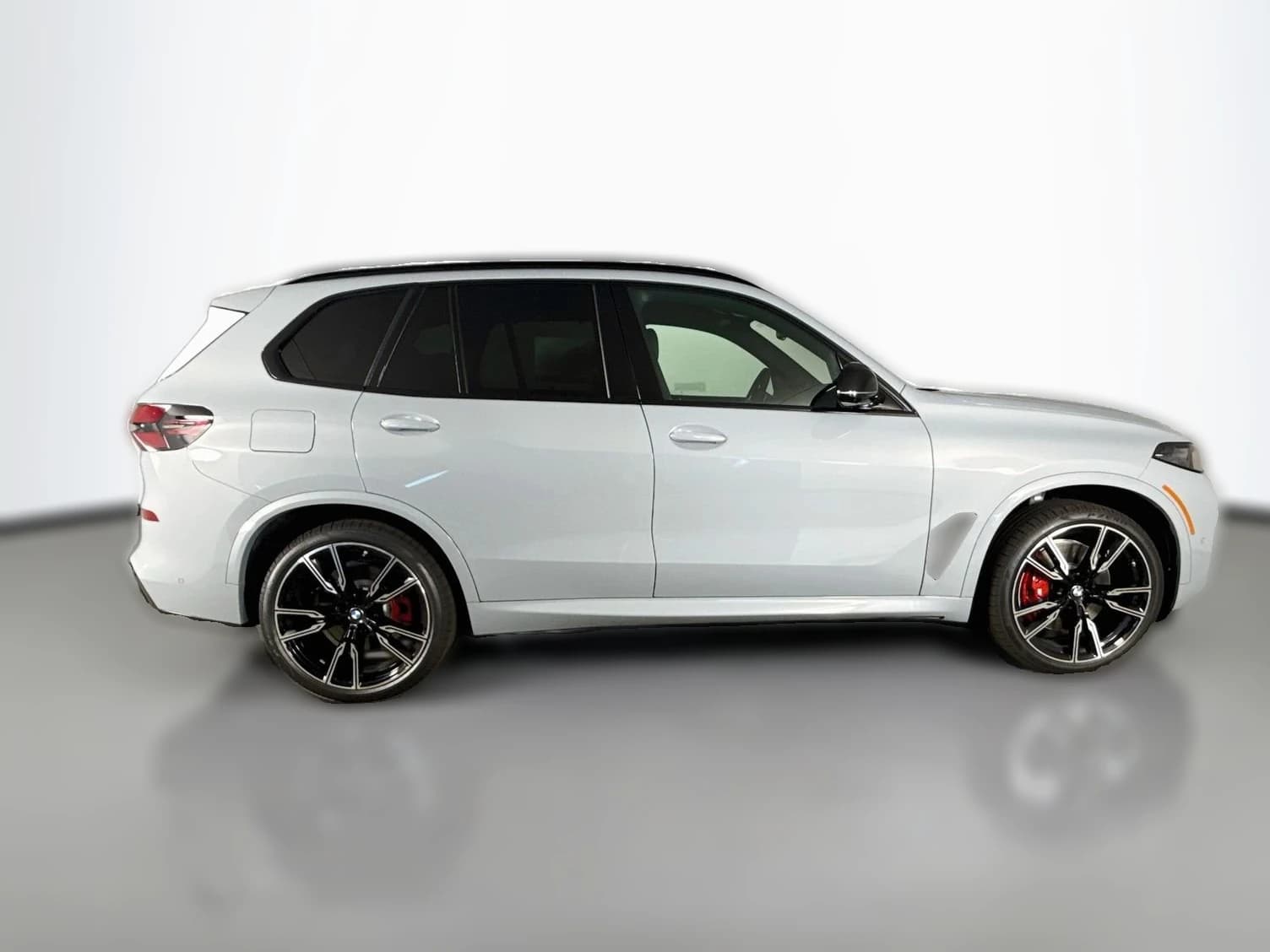 BMW X5 M60i Sports Activity Vehicle 2026 — side view