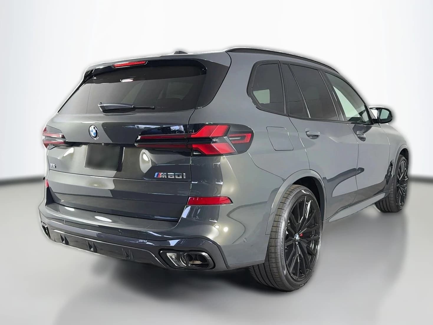 BMW X5 M60i Sports Activity Vehicle 2026 — side view